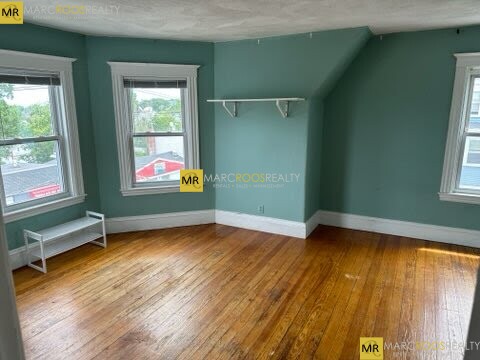 349 Boston Ave, Medford