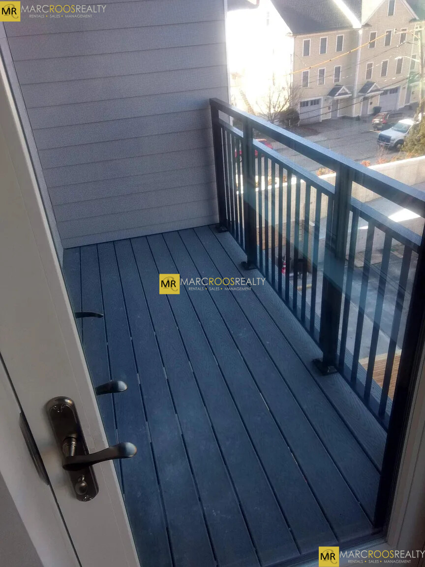 3531 Washington St, Jamaica Plain