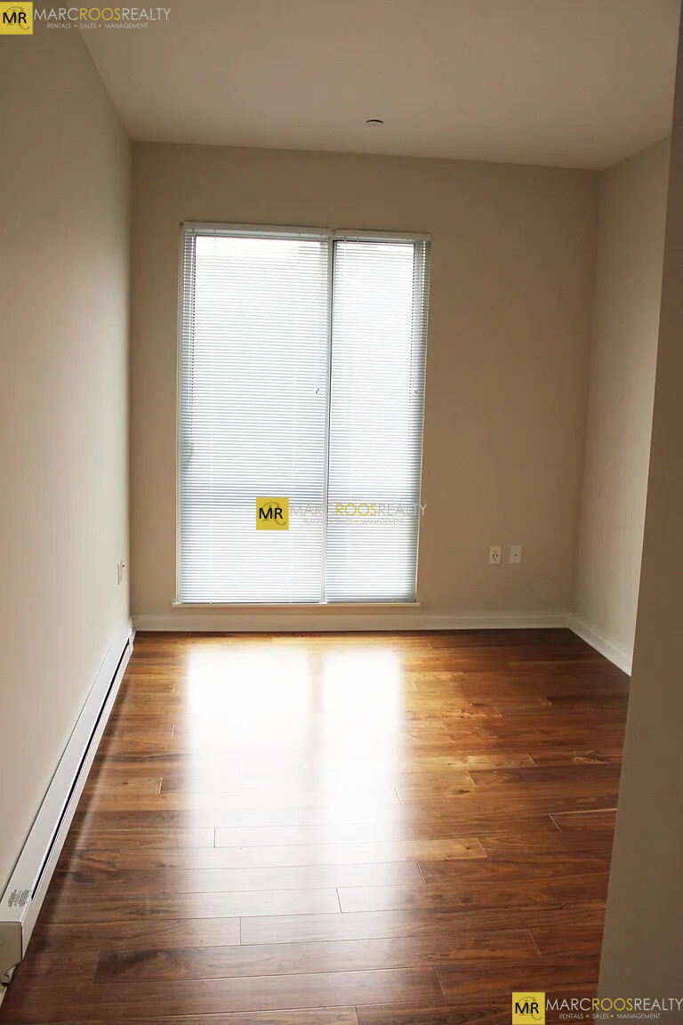 3531 Washington St, Jamaica Plain