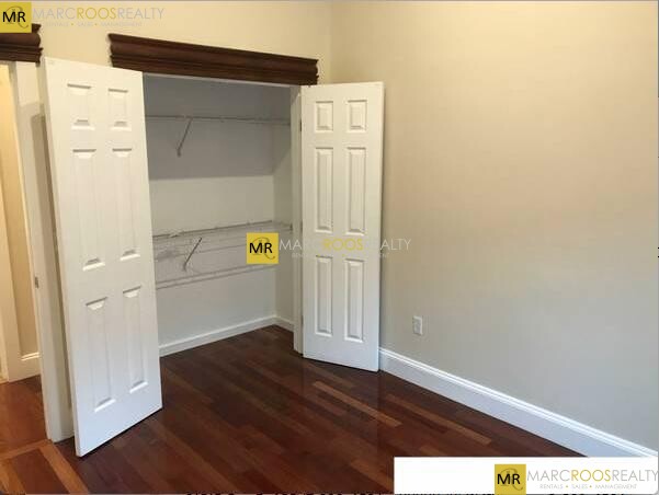 Photo 9 of Richmond St. Unit 4