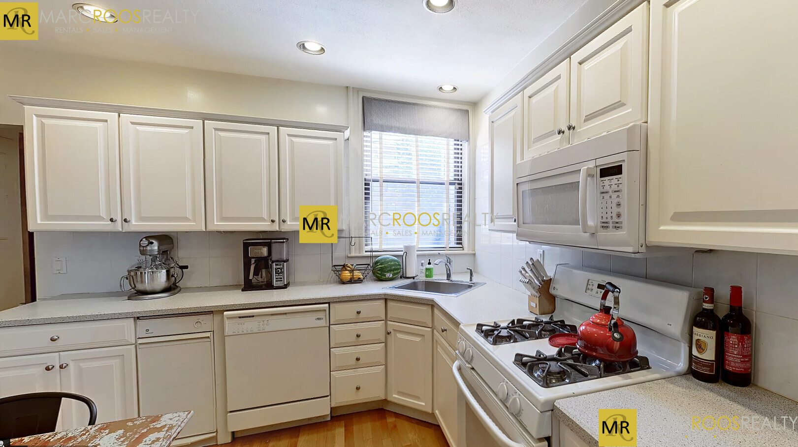 12 Dean Rd, Brookline