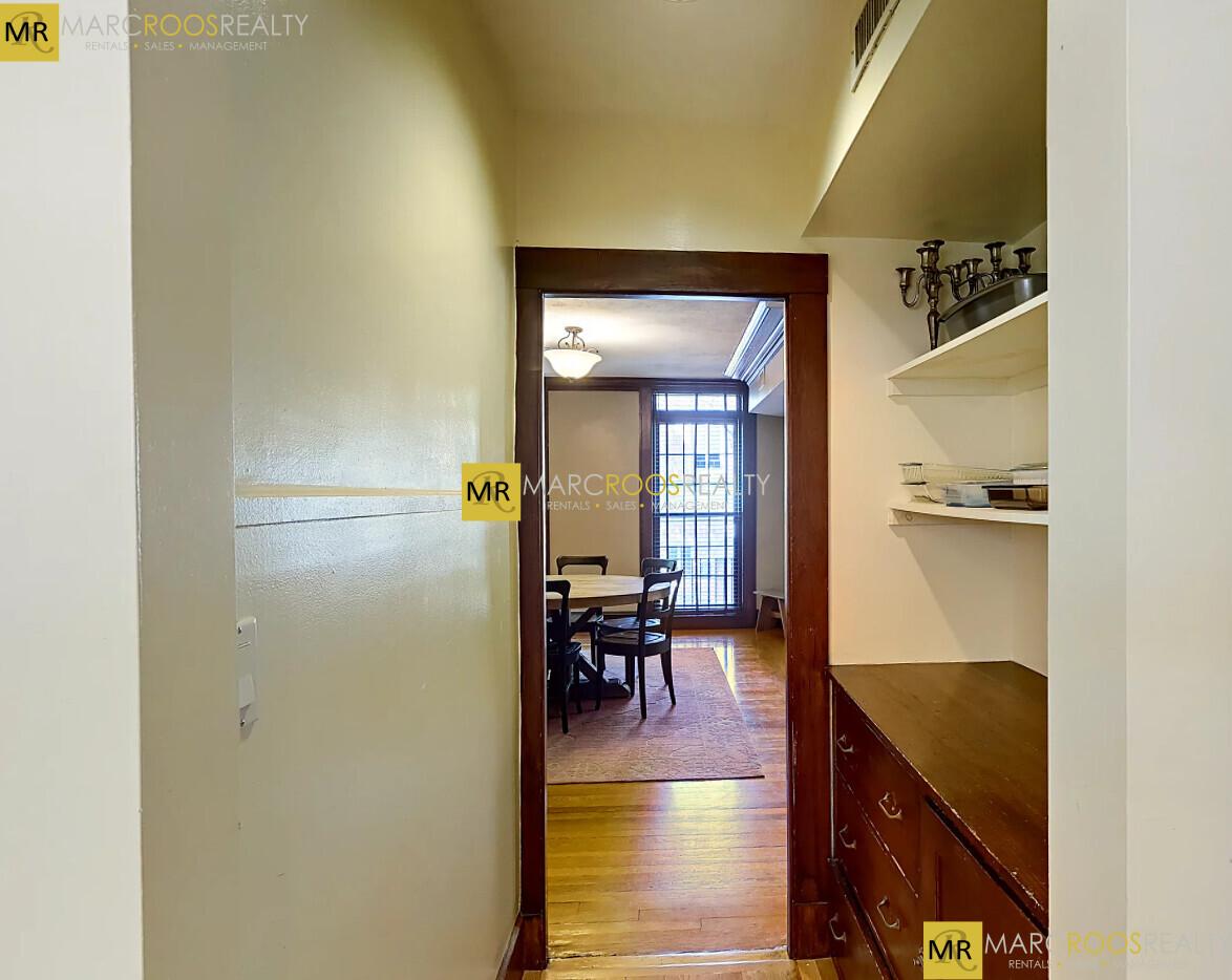 12 Dean Rd, Brookline