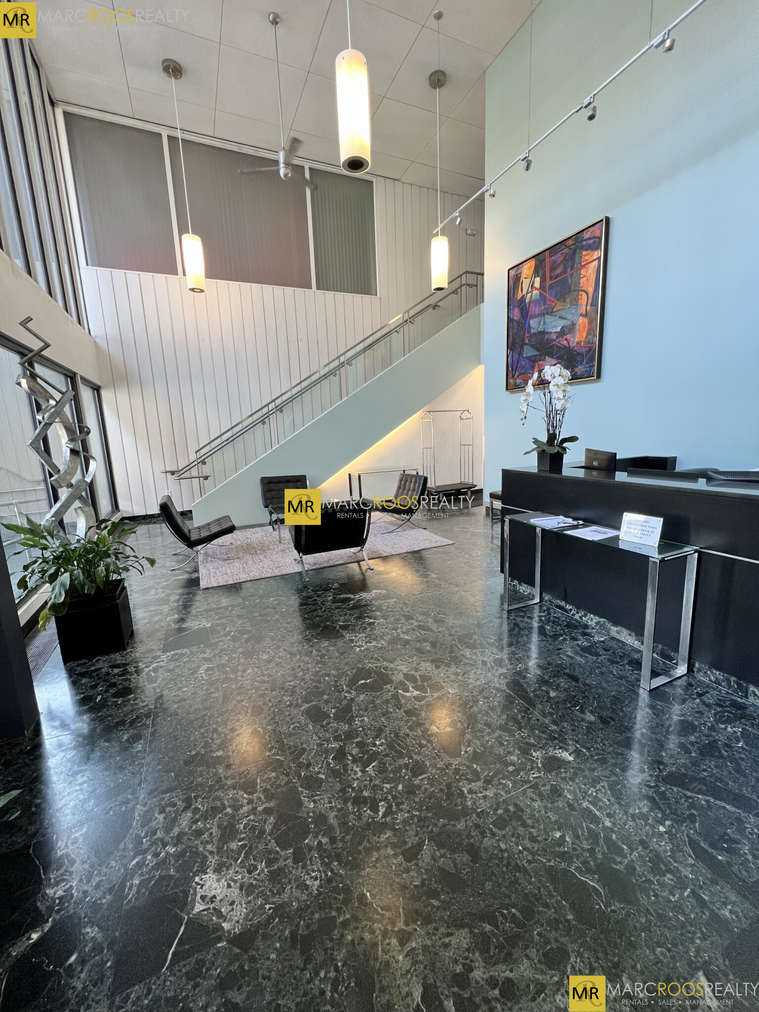 566 Commonwealth Ave, Fenway