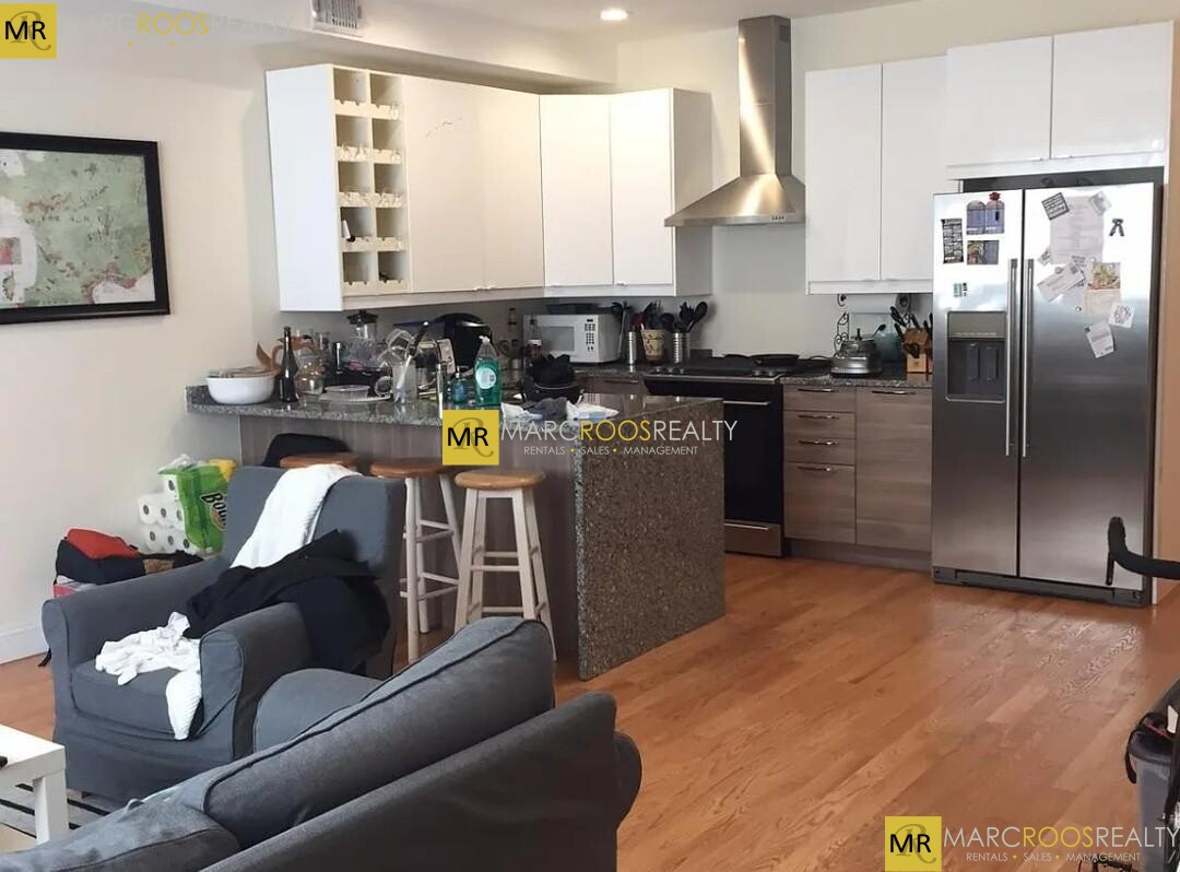 273 Dorchester St, South Boston