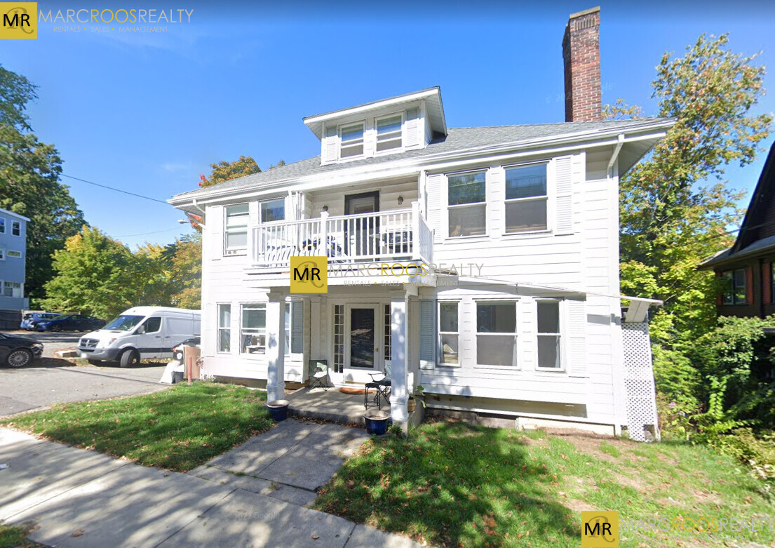 9 Addington Rd, Brookline Hills