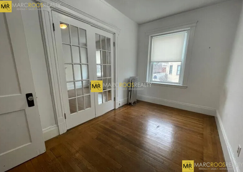 34 Medfield St, Fenway