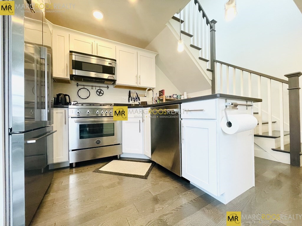 53 Kent St, Ward Two