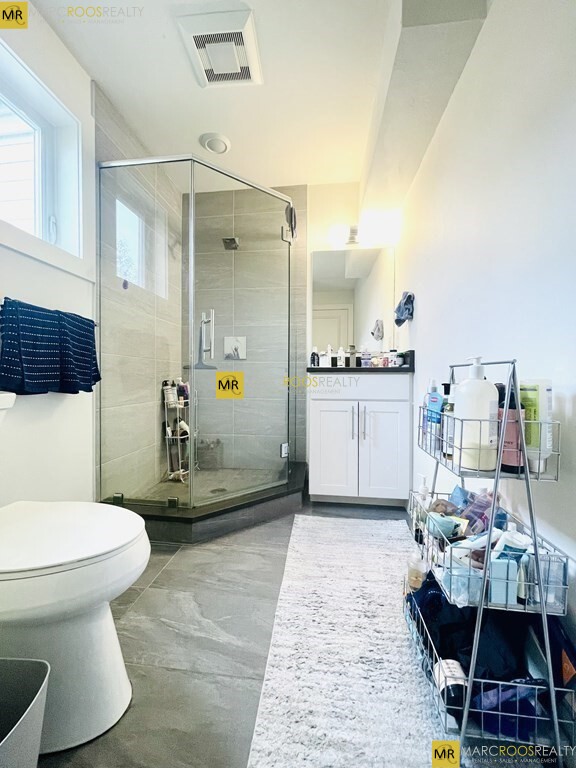 53 Kent St, Ward Two