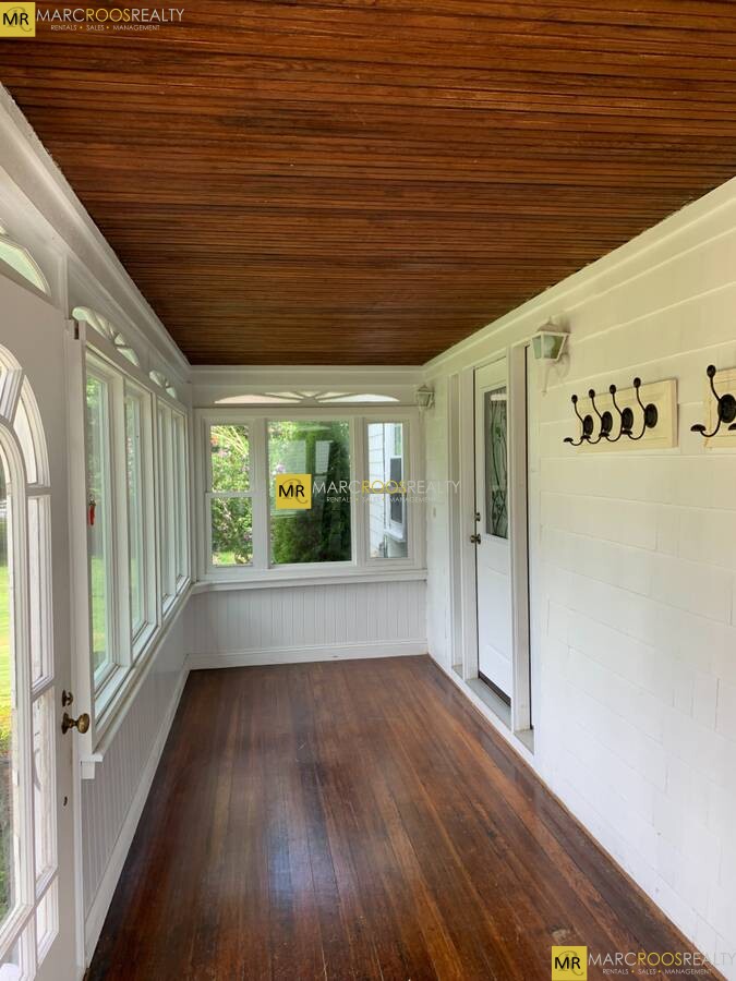 9 Carl St, Newton