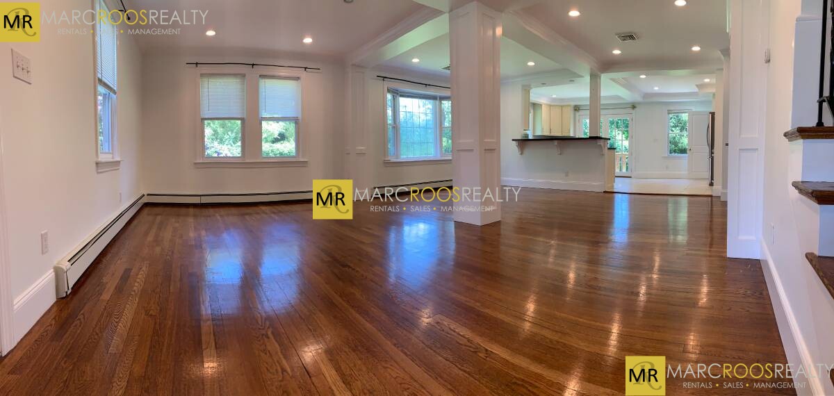 9 Carl St, Newton