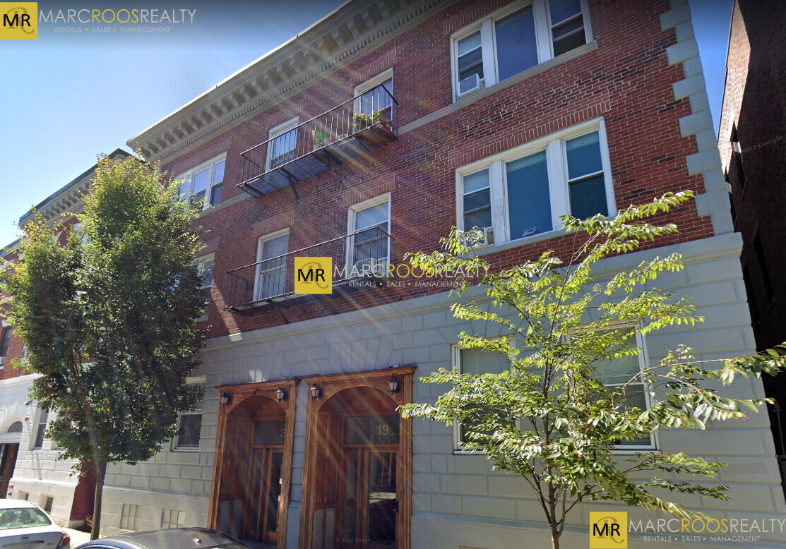 21 Aberdeen St, Fenway