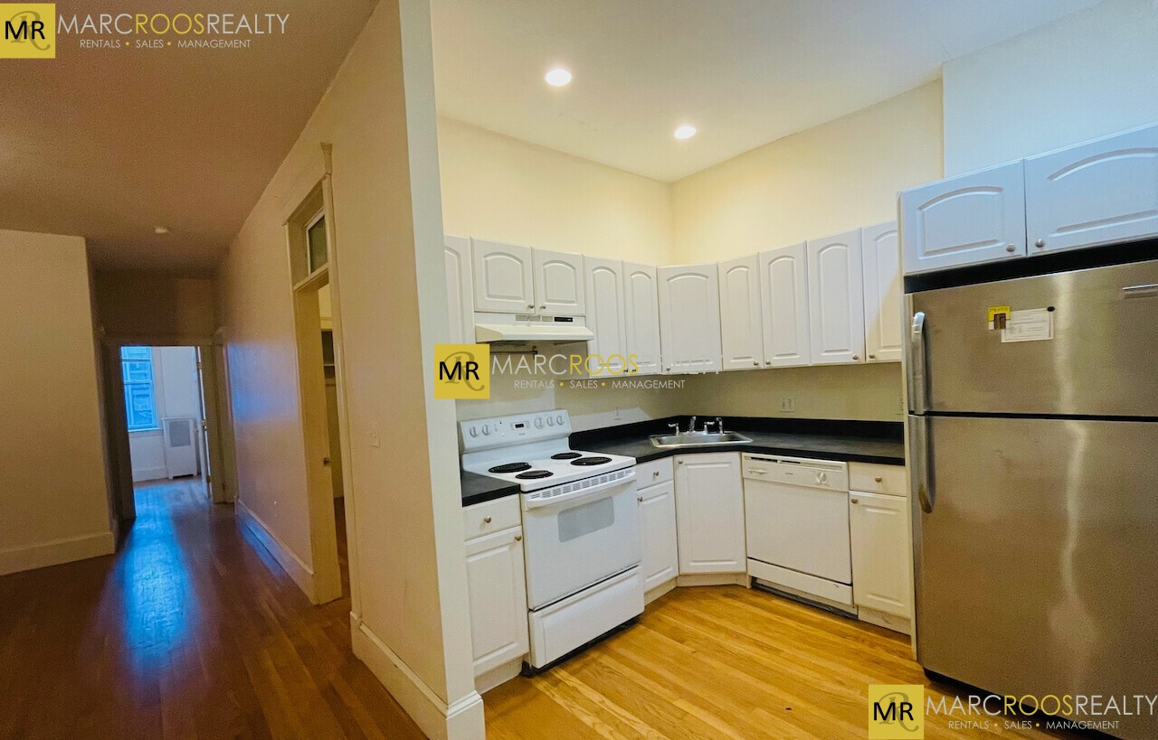21 Aberdeen St, Fenway
