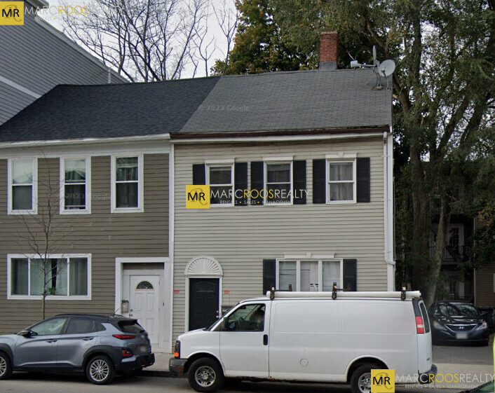 273 Dorchester St, South Boston