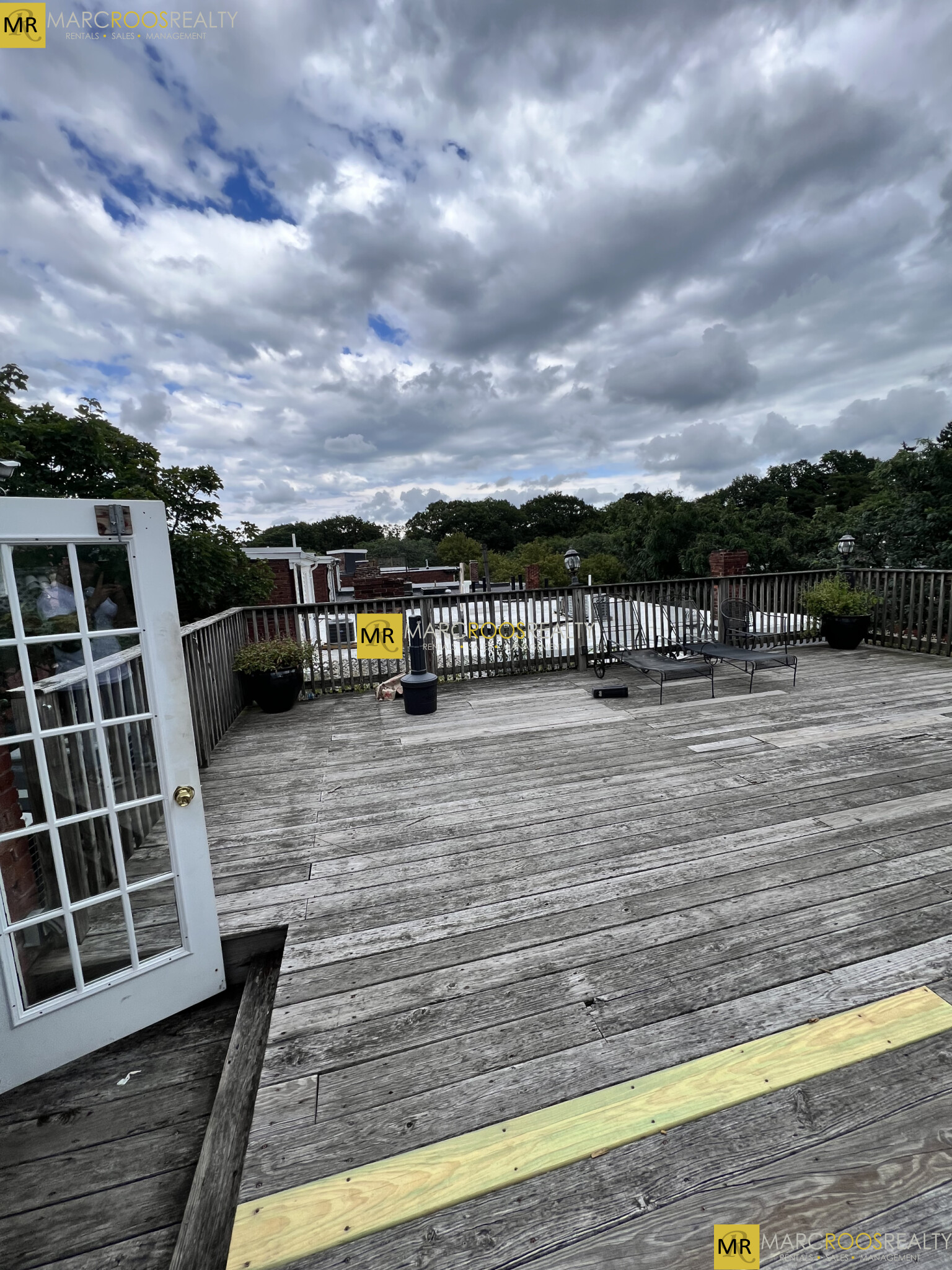 9 Strathmore Rd, Brookline