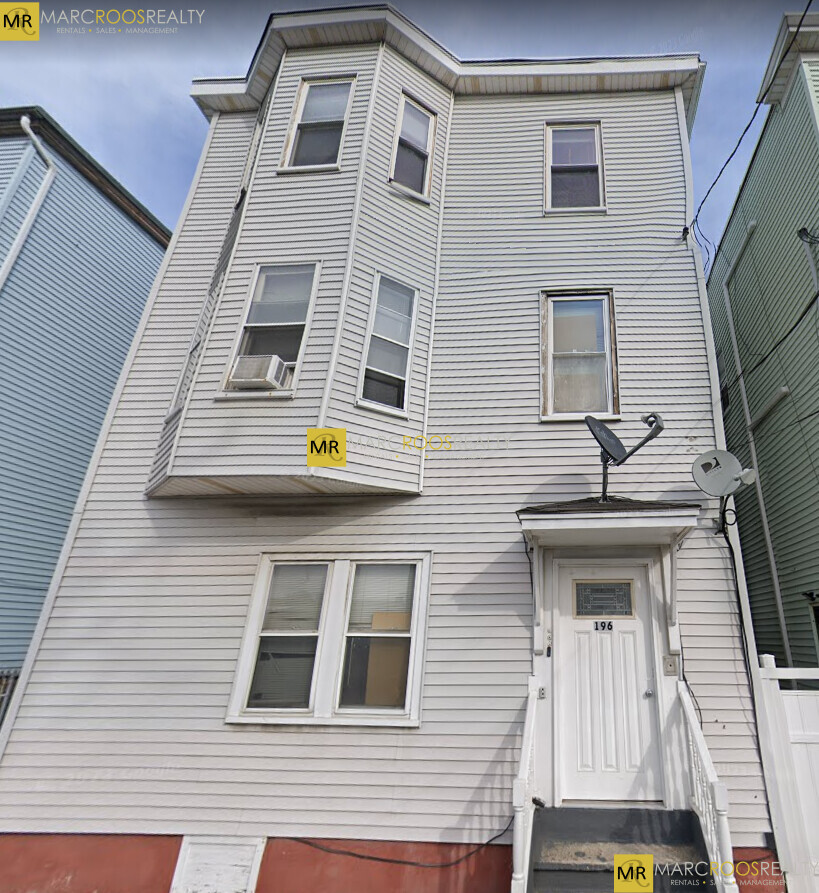 196 Norfolk Ave, Roxbury