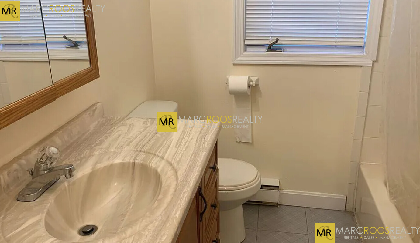 114 Yorktown St, Somerville
