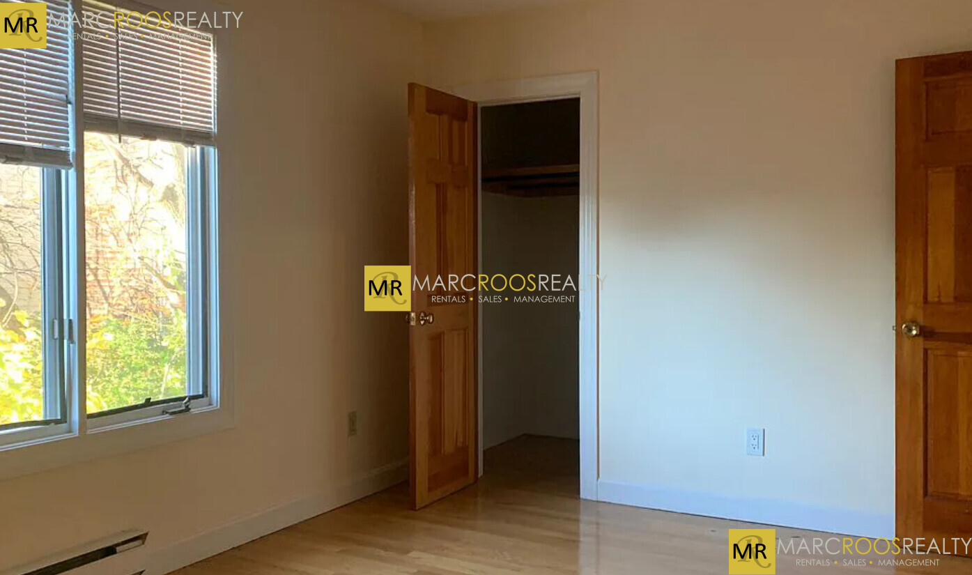 114 Yorktown St, Somerville