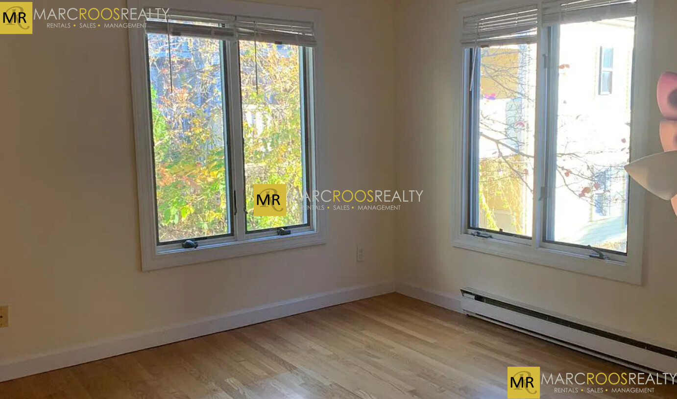 114 Yorktown St, Somerville