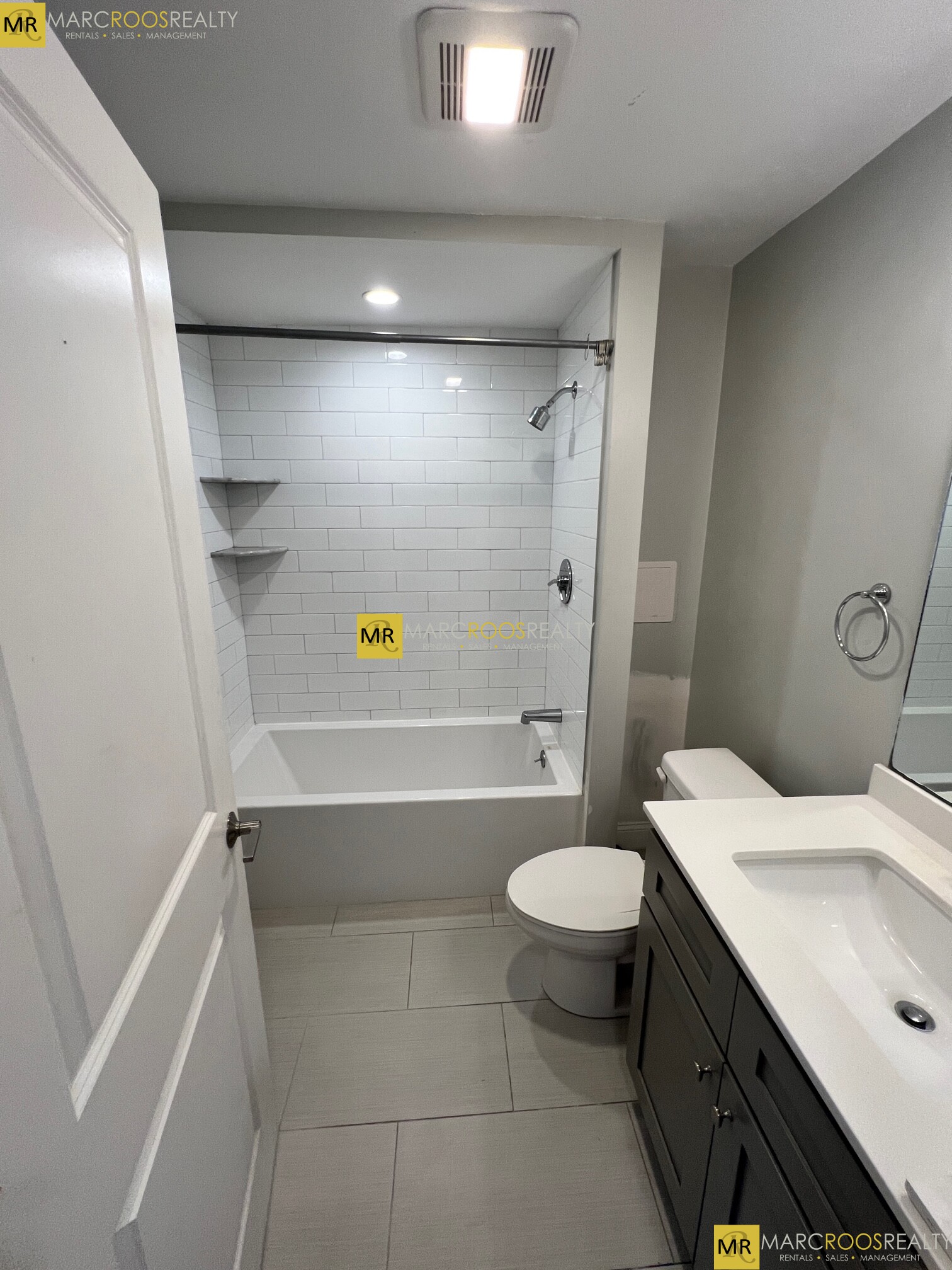 26 Chelsea St, East Boston