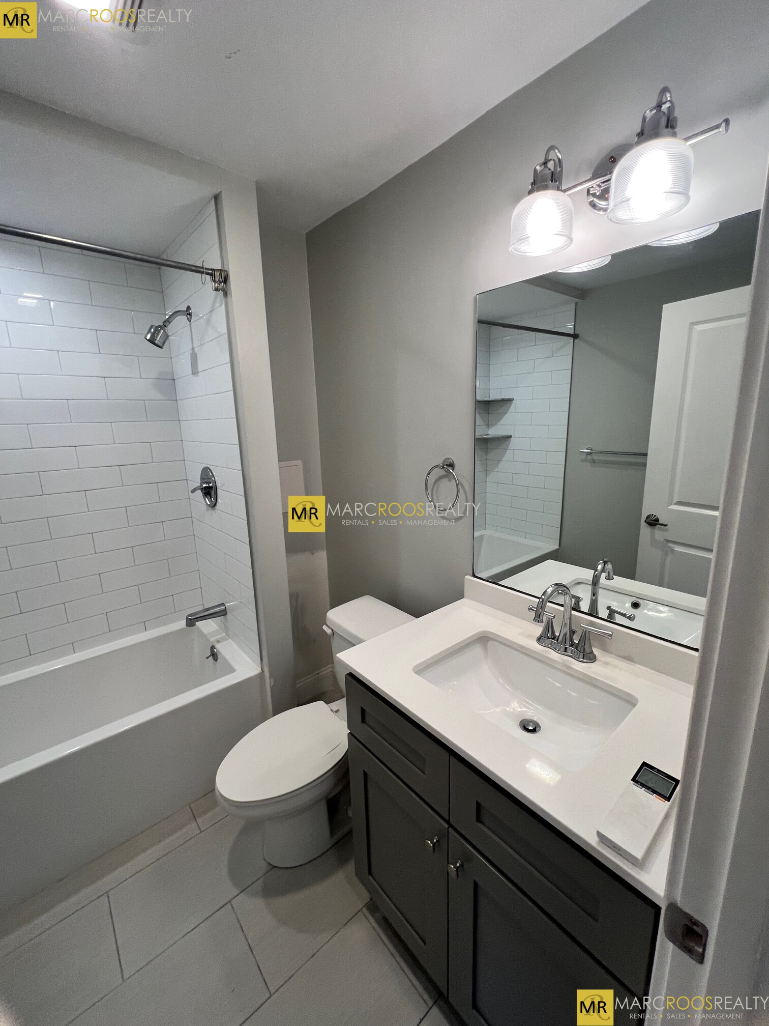 26 Chelsea St, East Boston