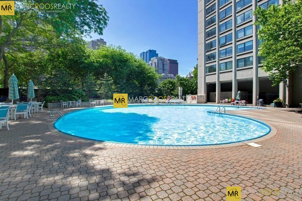 65 East India Row, Waterfront