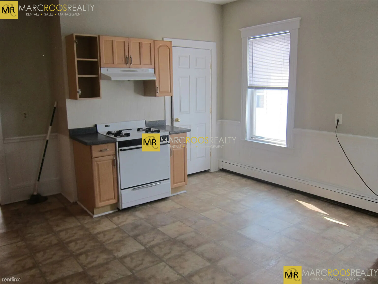 196 Norfolk Ave, Roxbury
