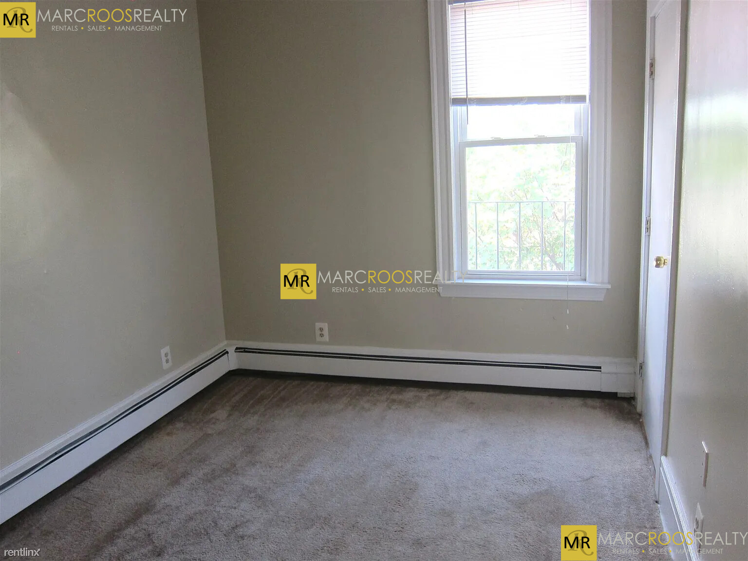 196 Norfolk Ave, Roxbury