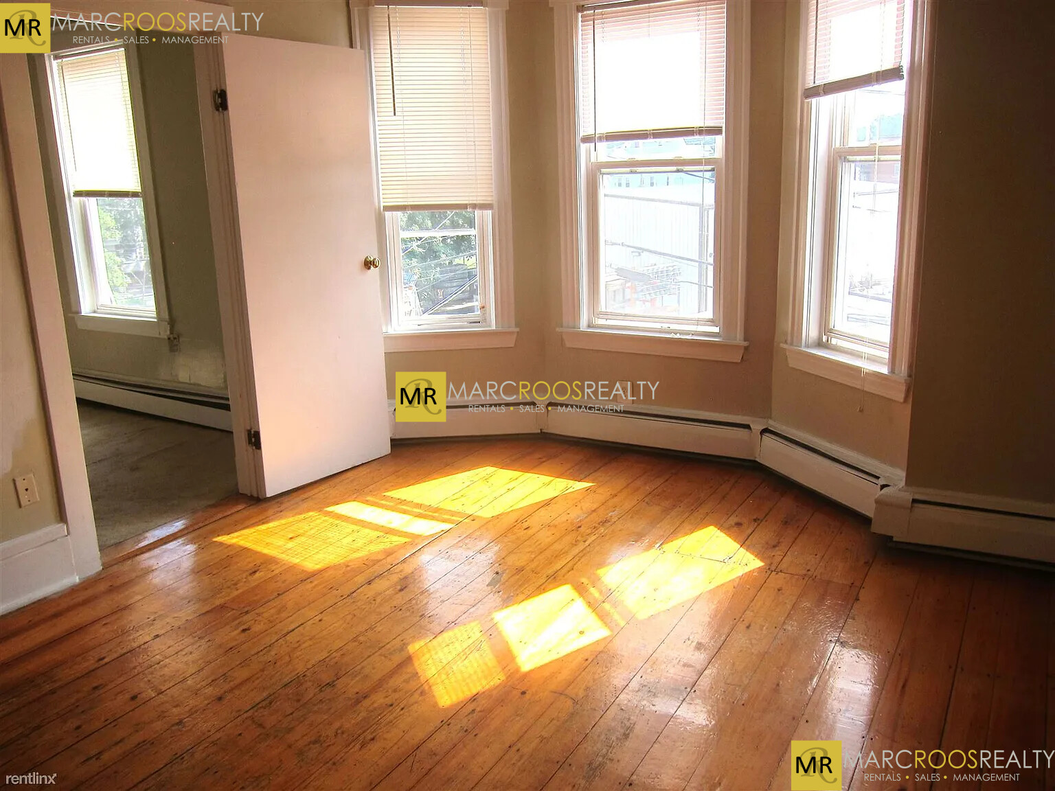 196 Norfolk Ave, Roxbury