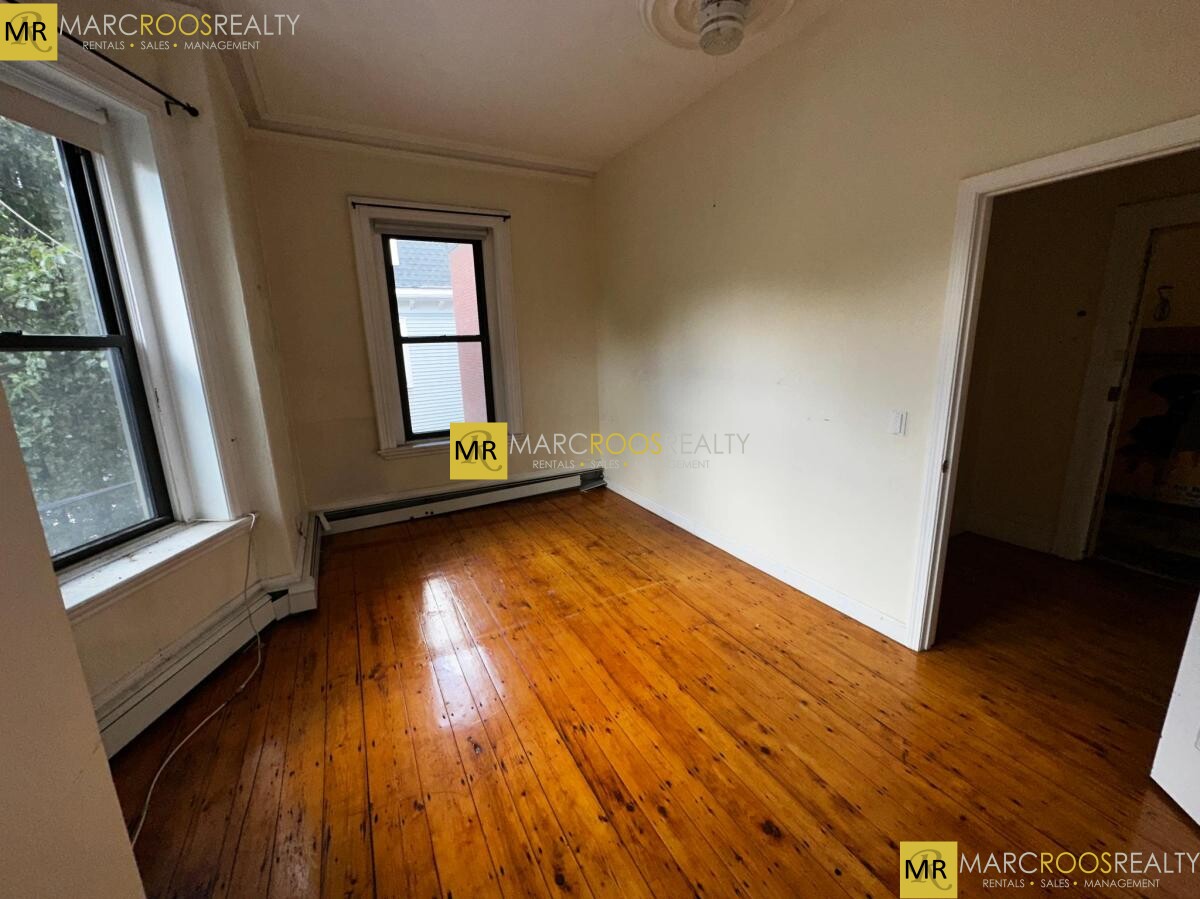 183 Harvard St, Cambridge