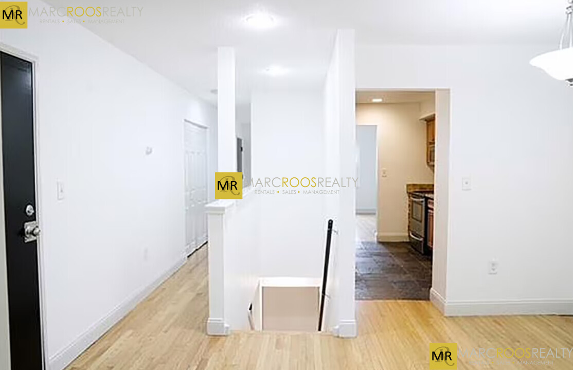 250 Dudley St, Roxbury