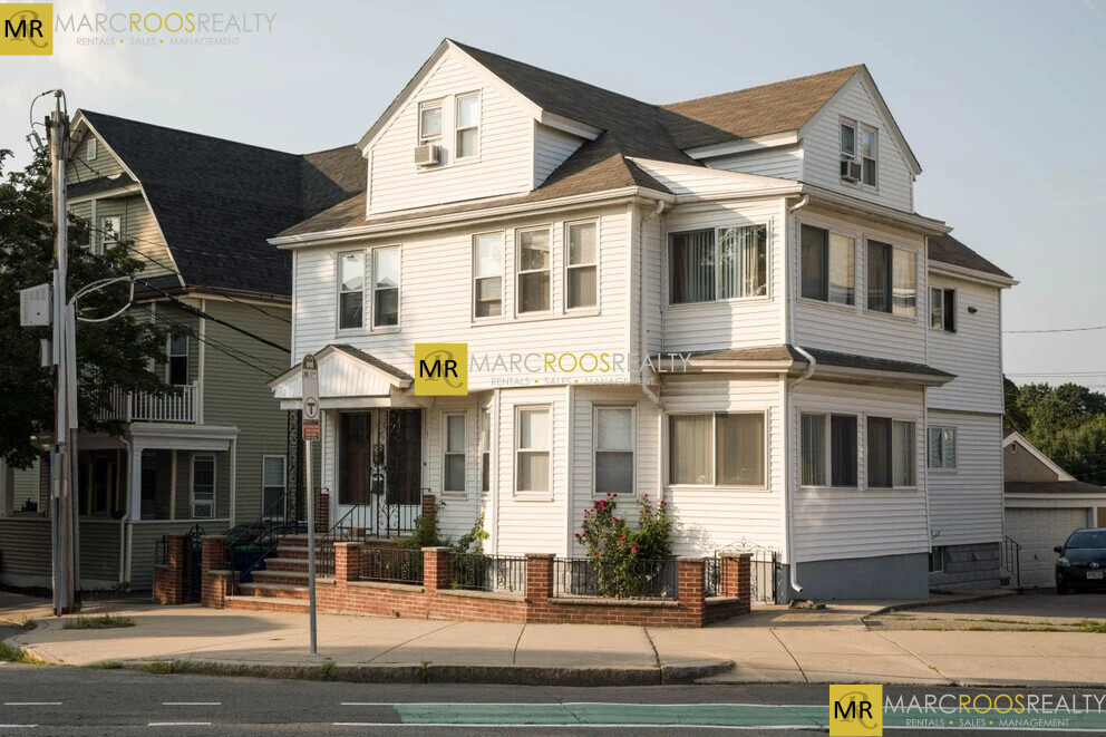 258 Main St, Tufts University