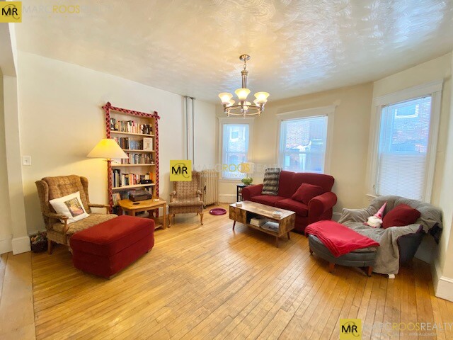 335 Faneuil St, Brighton