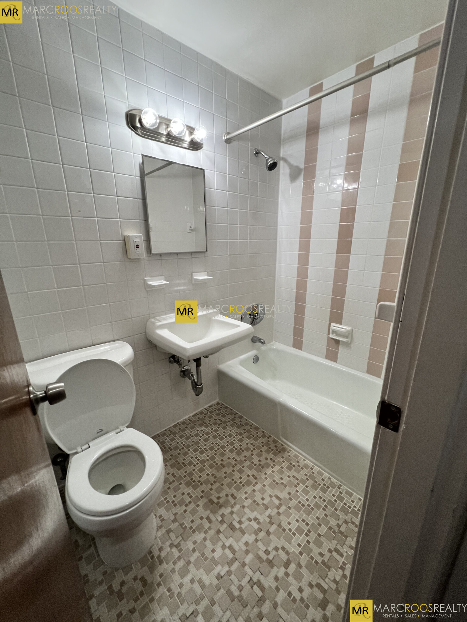 62 South Huntington Ave, Mission Hill