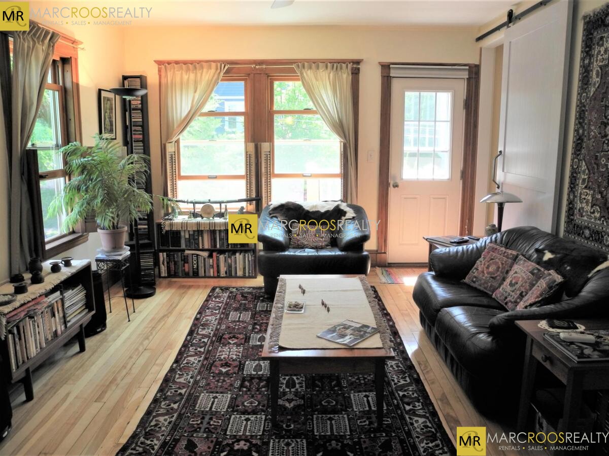 20 Ricker Terr, Newton Corner