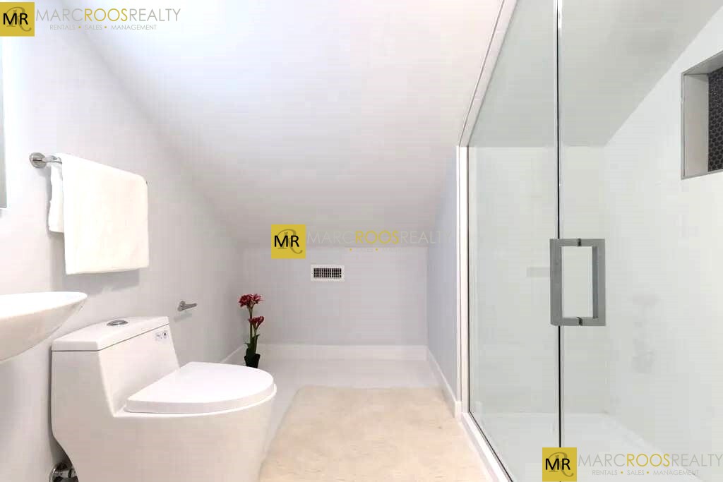 12 Belmont St, Newton Corner
