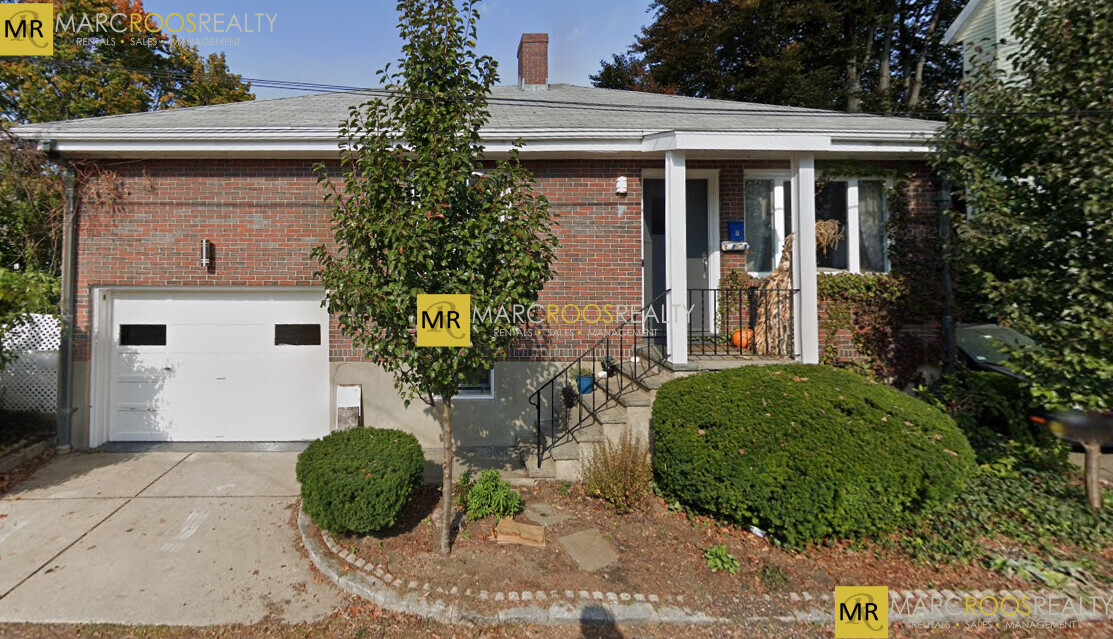 7 Middle St, Watertown