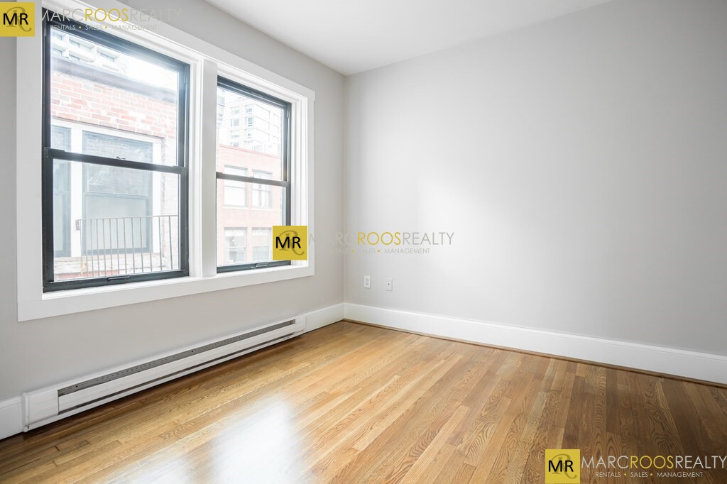 90 Warrenton St, Theatre District