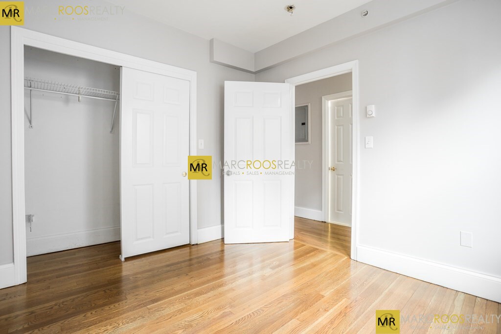 90 Warrenton St, Theatre District