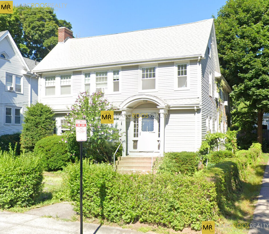 47 Crosby Rd, Chestnut Hill