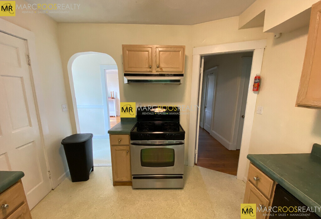 28 Manet Rd, Chestnut Hill
