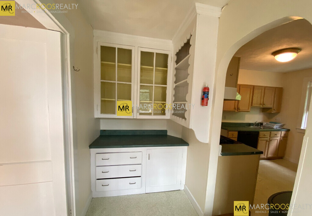 28 Manet Rd, Chestnut Hill