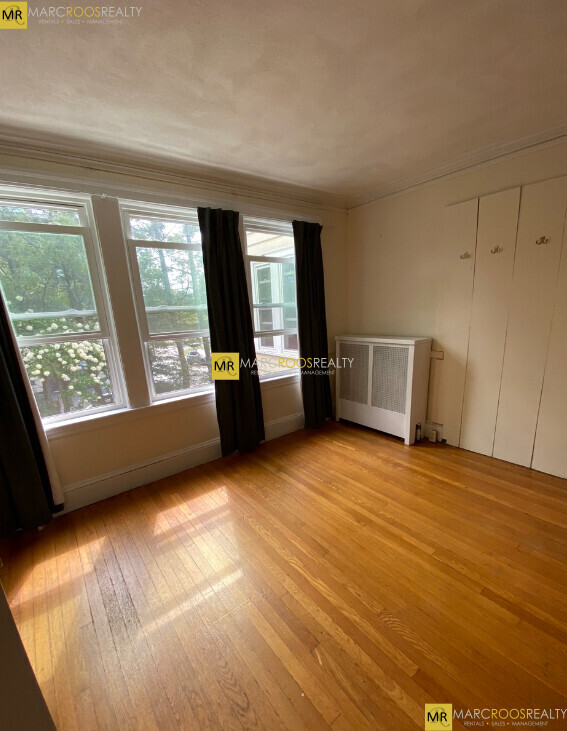 28 Manet Rd, Chestnut Hill