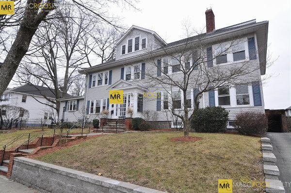 25-27 Crosby Rd, Chestnut Hill