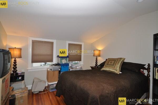 25-27 Crosby Rd, Chestnut Hill