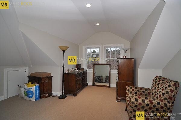 25-27 Crosby Rd, Chestnut Hill