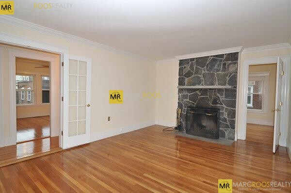 25-27 Crosby Rd, Chestnut Hill