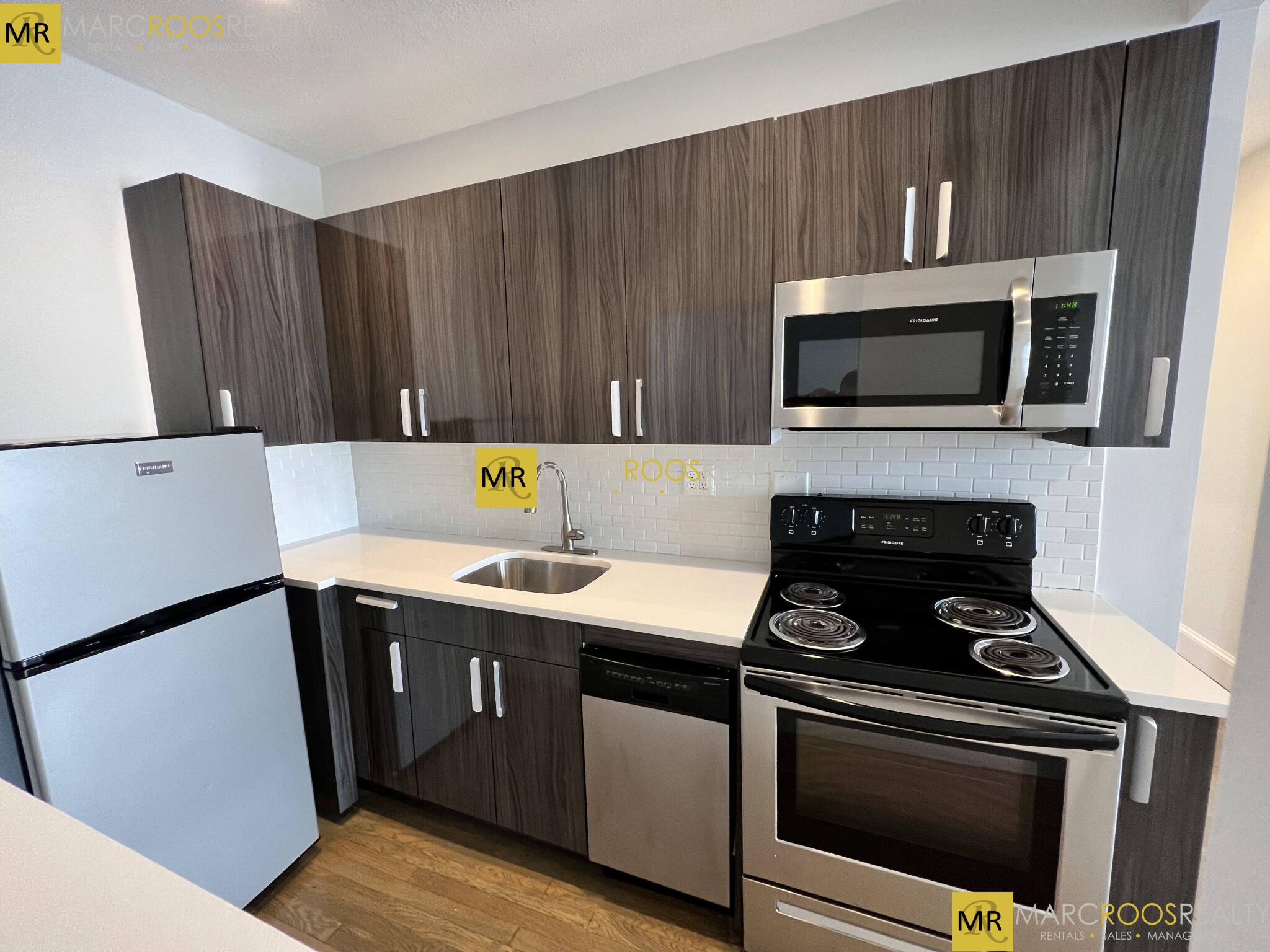 11 Peterborough St, Fenway