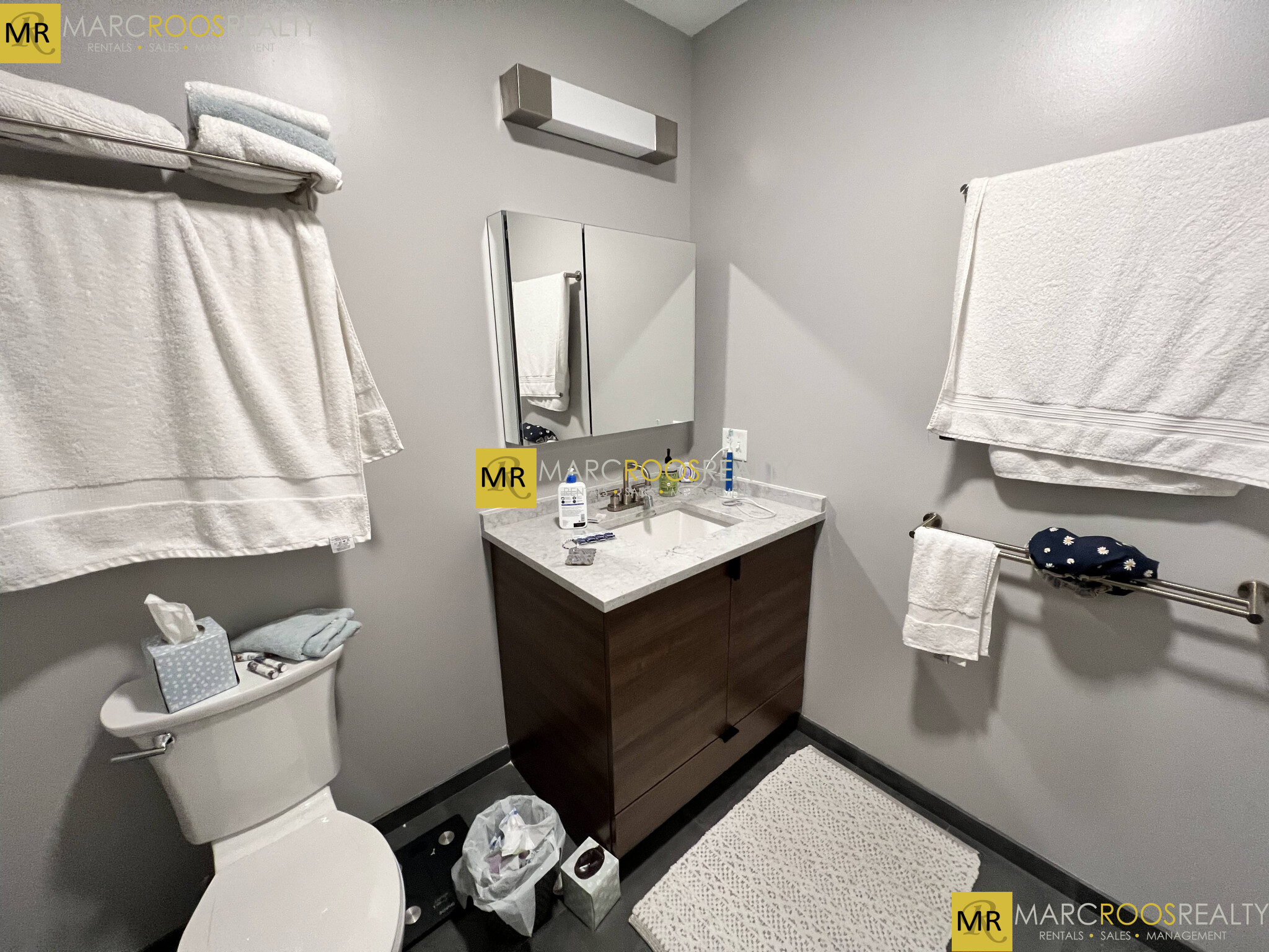 100 Hemenway St, Fenway