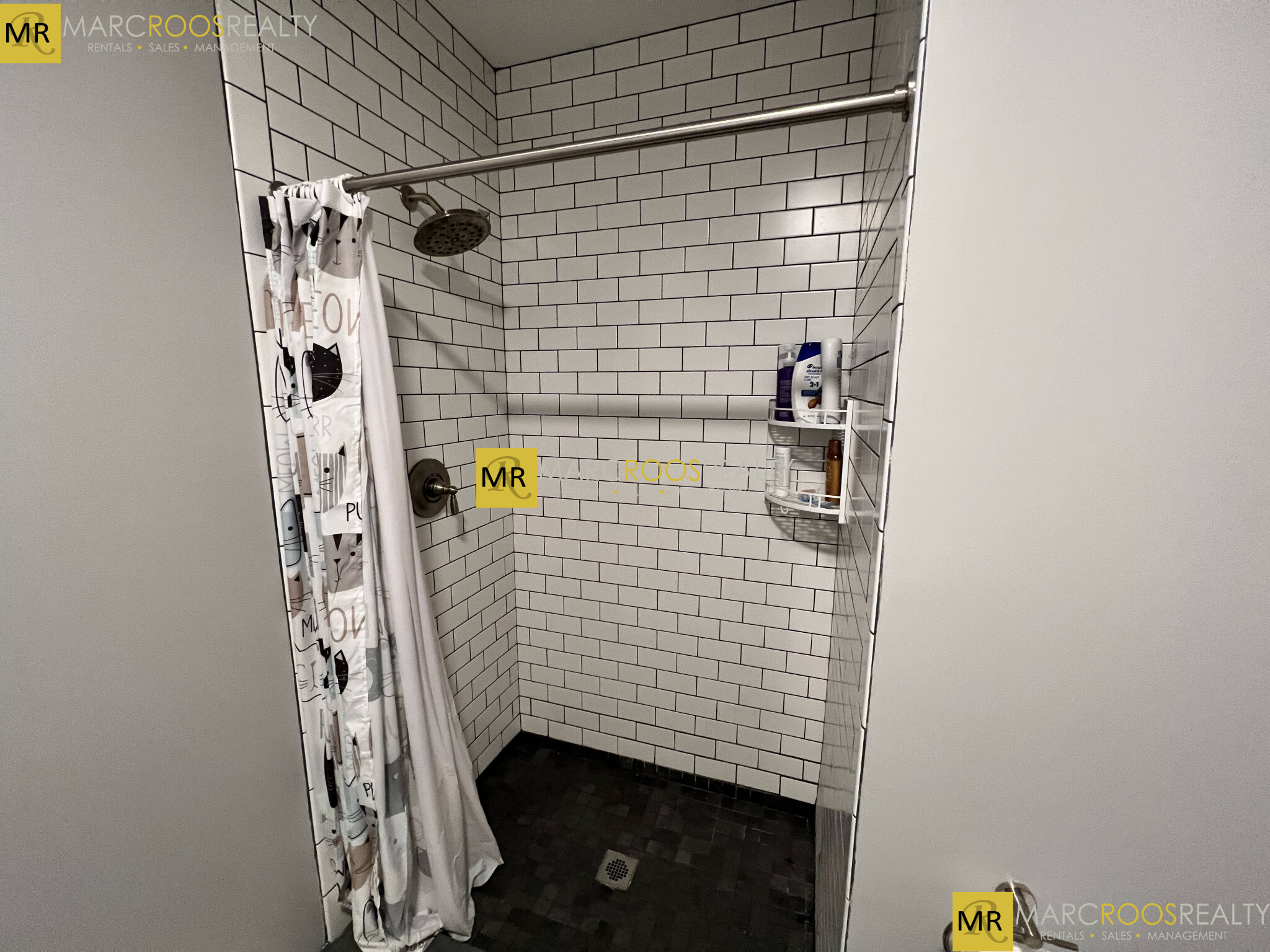 100 Hemenway St, Fenway