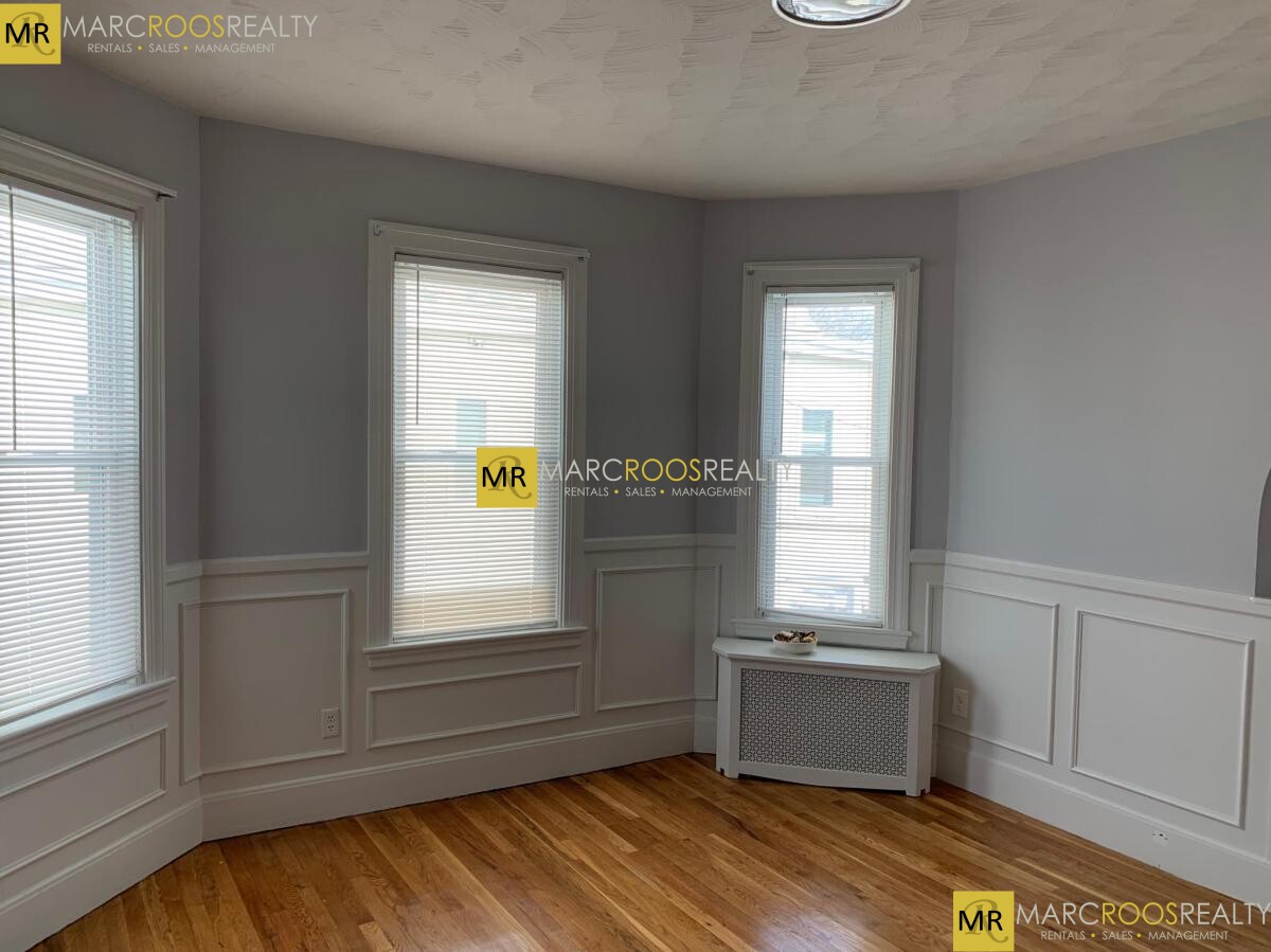 126 Winthrop St, Medford